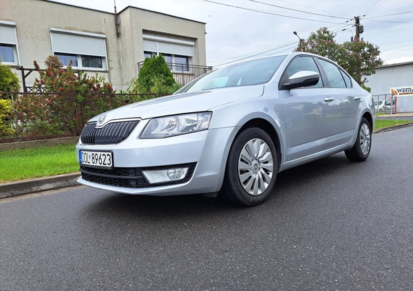 Skoda Octavia cena 26999 przebieg: 337780, rok produkcji 2014 z Syców małe 211